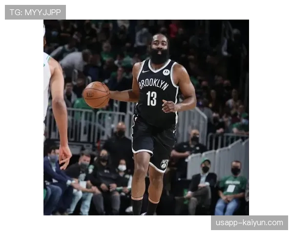 战术板：解析上海久事“一大四小”阵容在第三阶段的攻防效率提升